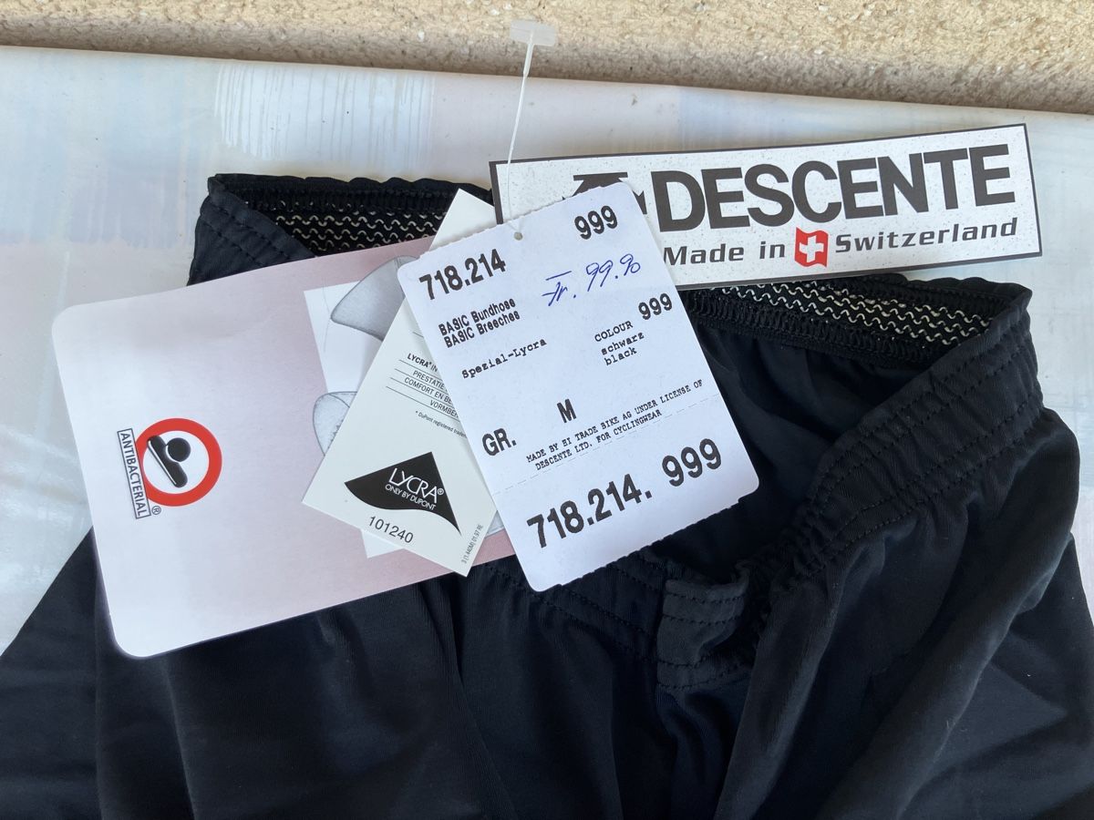 Pantaloni: Descente Velohose kurz M schwarz  – Usato da Trimbach venduto da cendira 2