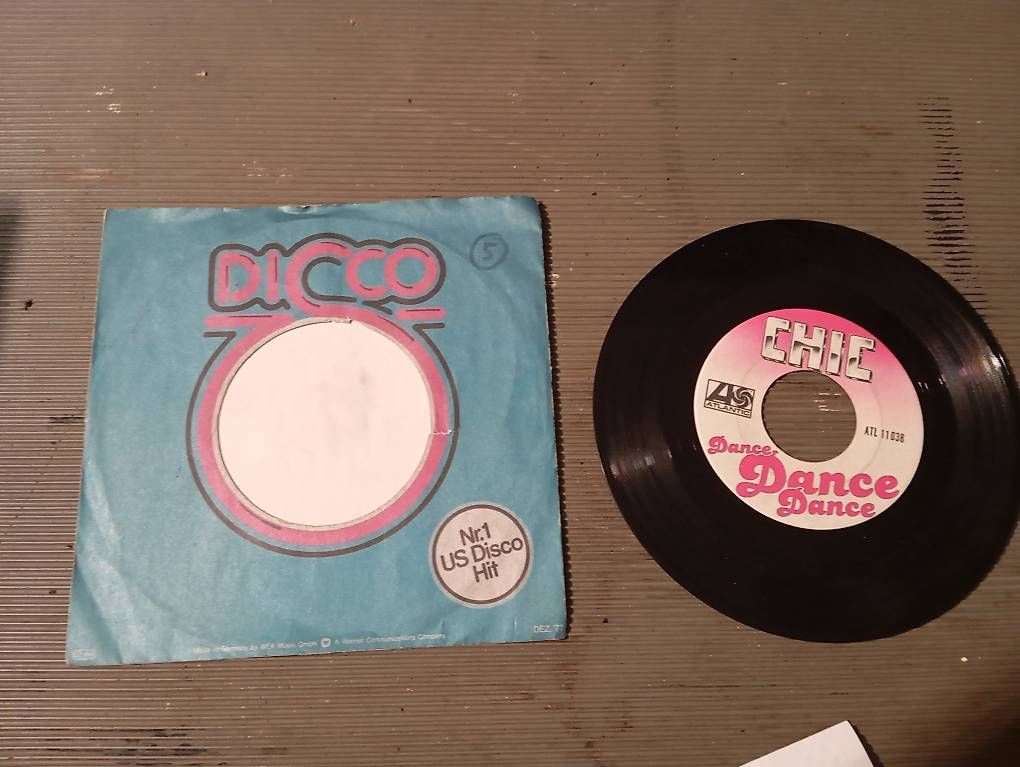 Dischi in vinile: CHIC - Dance, Dance, Dance - Seltene Single Schallplatte! – Usato da Basel venduto da Petergunn 1