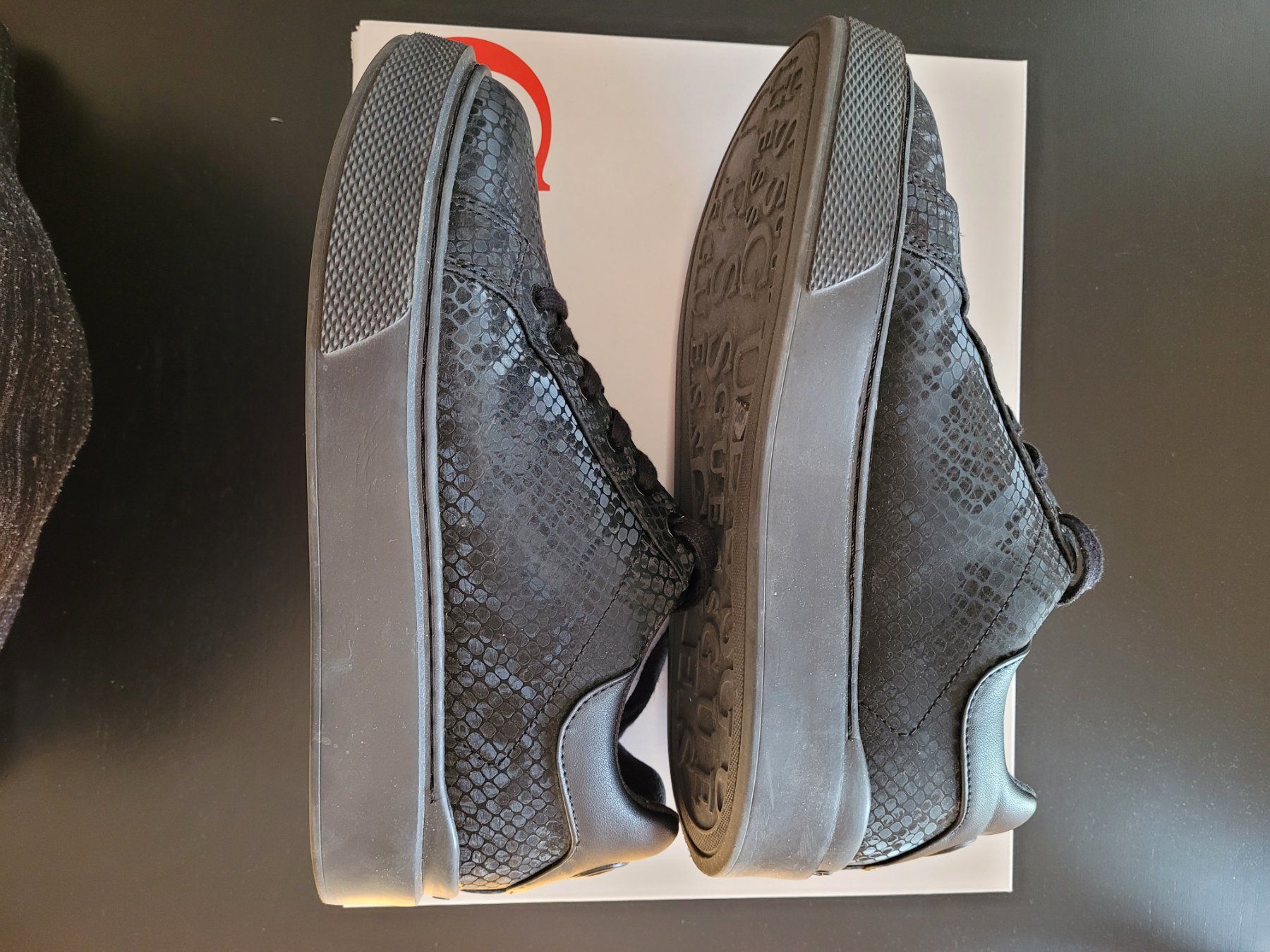 Guess Scarpe da donna: Guess basket – Nuovo (secondo la descrizione) da Biel/Bienne venduto da Leila32 2