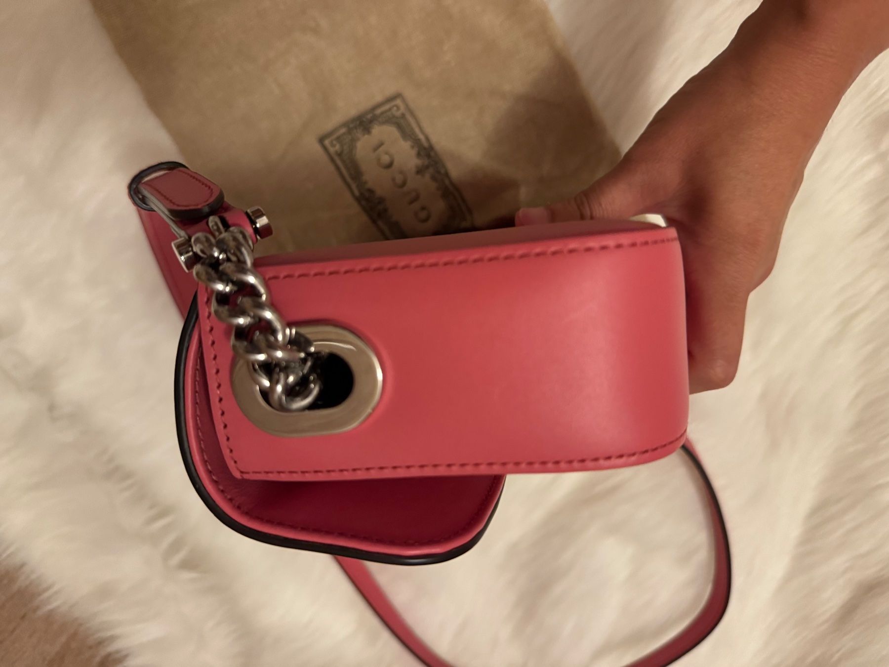 Gucci Sacs femmes: Gucci  Umhängetasche - Rosa Leder Neu – Neuf avec emballage d'origine à Grossdietwil par RSW032 2
