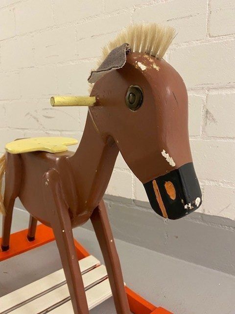 Giocattoli: Schaukelpferd aus Holz – Usato da Zürich venduto da Unique2400 3