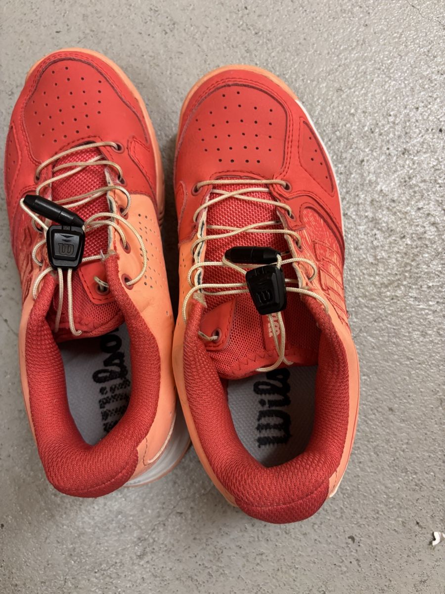 Wilson Scarpe per ragazzi: Sneaker gr33.5 Wilson – Usato da Zug venduto da Biki72 1