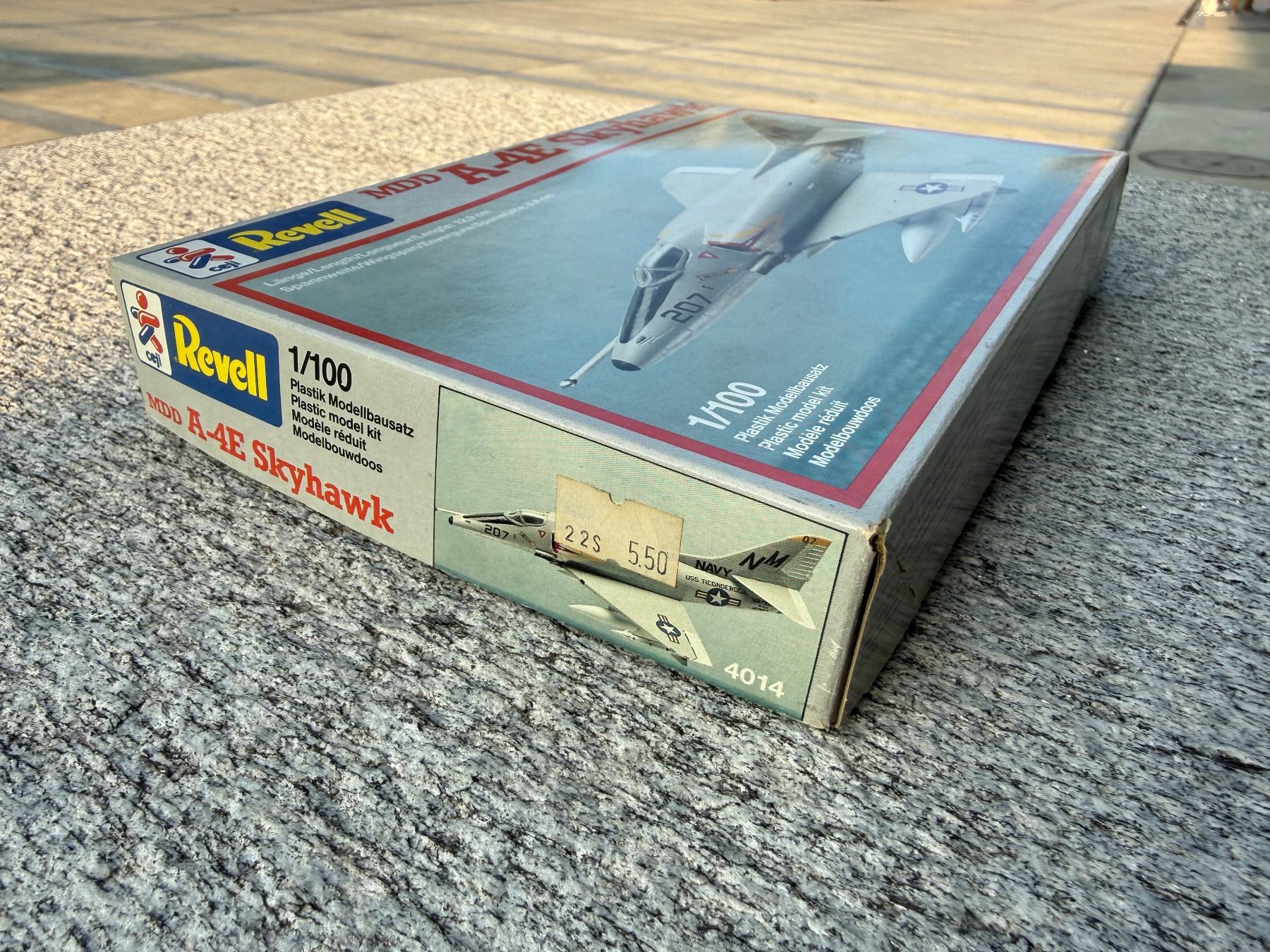 Revell Modellbausätze & Standmodelle: Revell 1:100 4014 A-4e Skyhawk kit – Neu (gemäss Beschreibung) aus Chiasso von Carrara-Modellismo 1