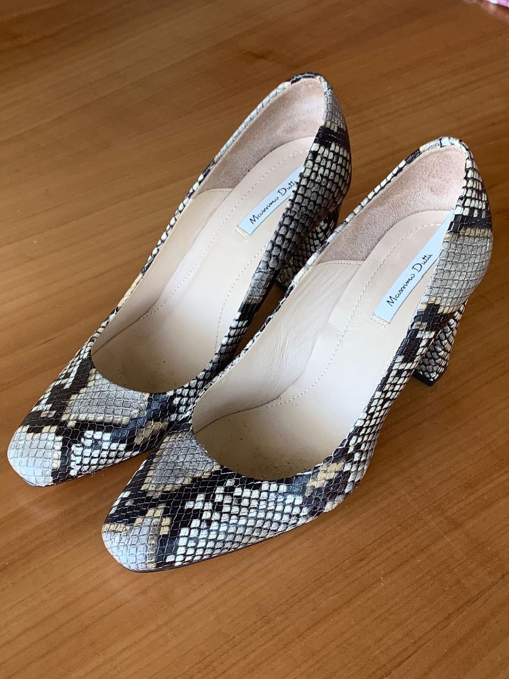 Massimo Dutti Scarpe da donna: Chaussures – Nuovo (secondo la descrizione) da Blonay venduto da PatriciaB05 1