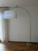 Elegante Bogenlampe aus Messing