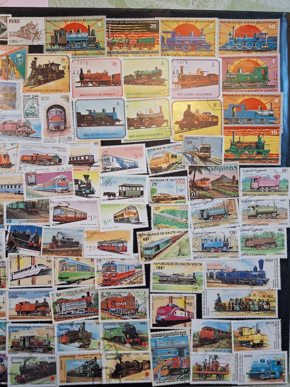 Tutti i francobolli: Grosse Eisenbahn-Sammlung (1) – Usato da Genolier venduto da Antoine30 6