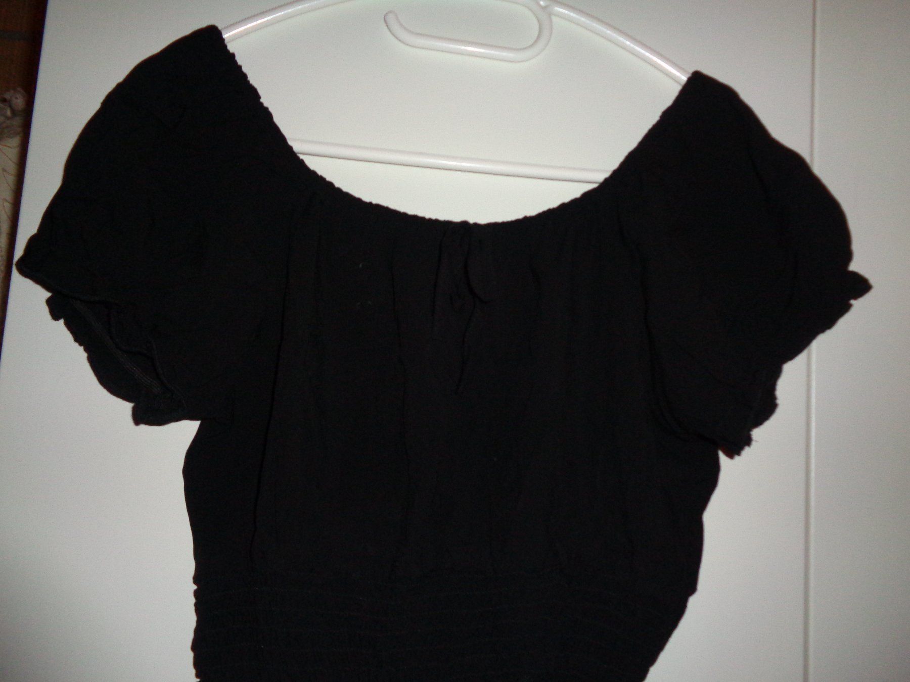 Top: *** Carmen Top *** / schwarz / Chicoree ab 1.00 – Nuovo (secondo la descrizione) da Othmarsingen venduto da Leuchtturmlady 1