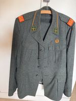 Alte Militär Uniform