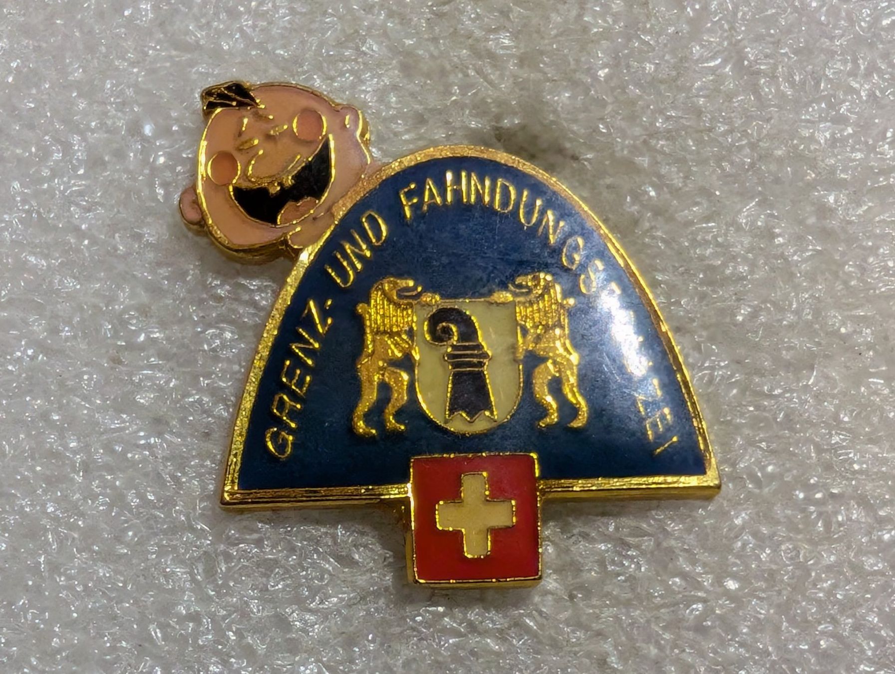 Placchette & Badge: Ansteckpin 242: Kapo Basel – Usato da Oppligen venduto da Pin-Fall-Shop