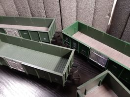 5 Stück offene Güterwagen in neuwertigem Zustand