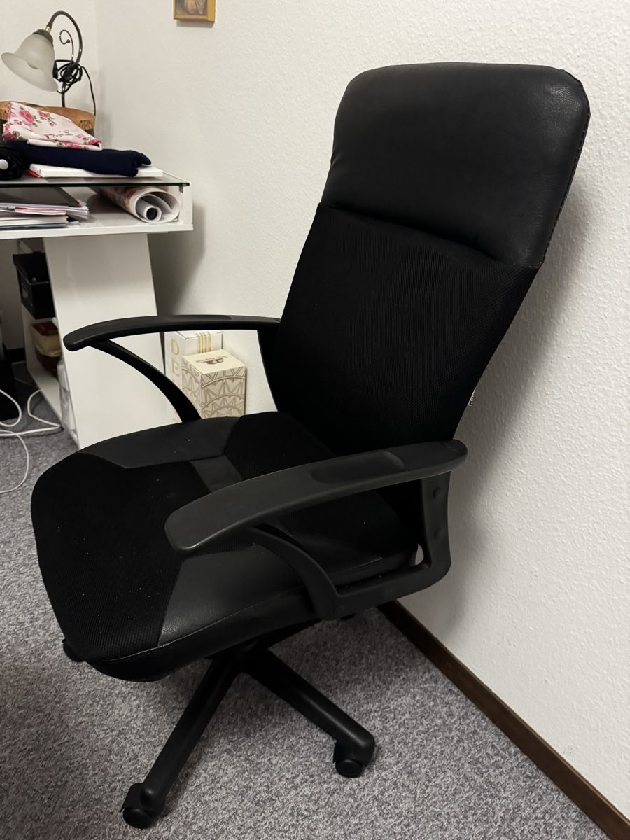 Stühle: Bürostuhl – Gebraucht aus Emmen von Edj_nava 2