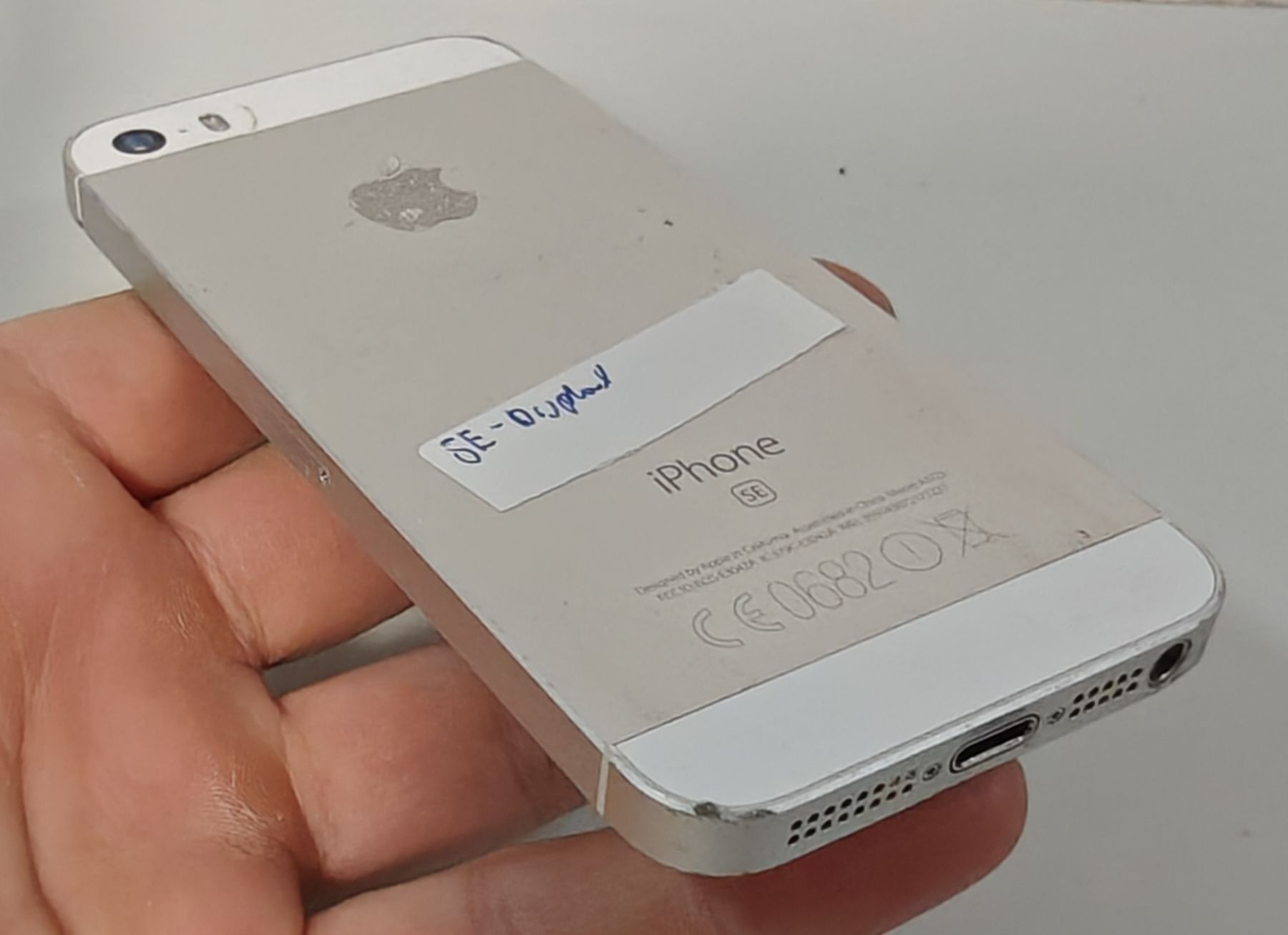 Apple Handys / Smartphones: iPhone SE – Defekt aus Ehrendingen von Rocky985 3