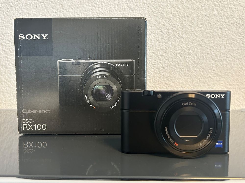 Sony Cyber-shot DSC-RX100 Digitalkamera (Gebraucht) in Düdingen für CHF ...