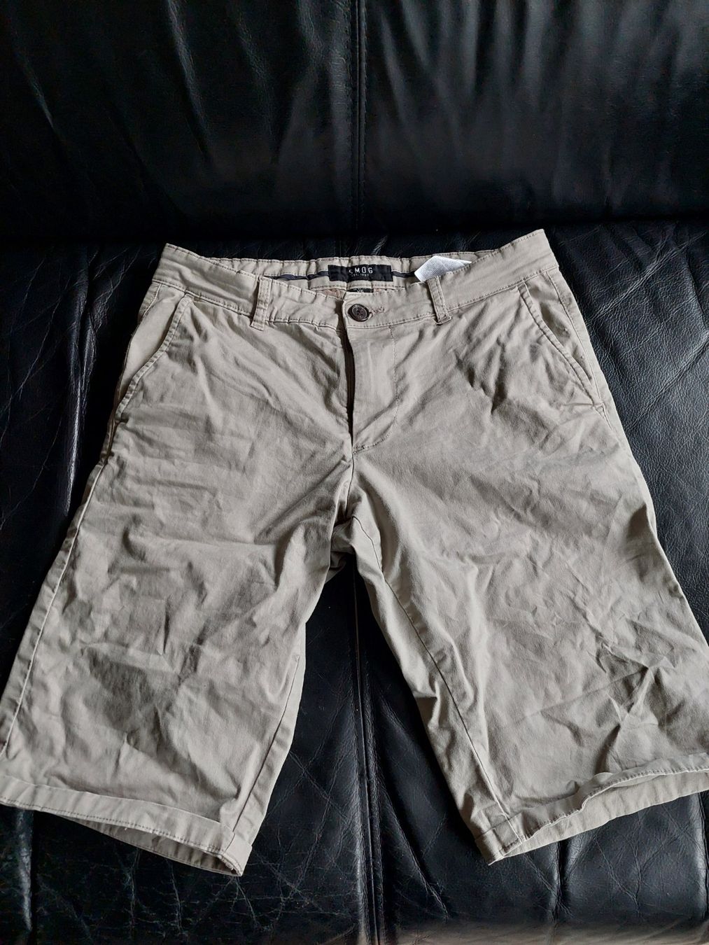 Pantaloni: Shorts – Usato da Wynau venduto da Meysi