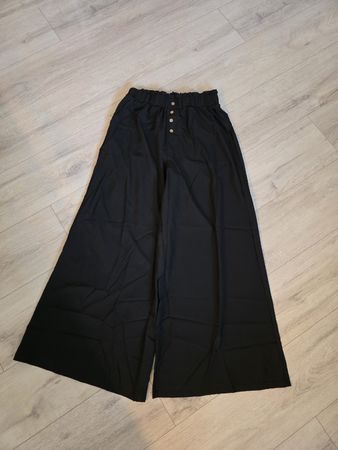 Damenhose weit schwarz Grösse M neu
