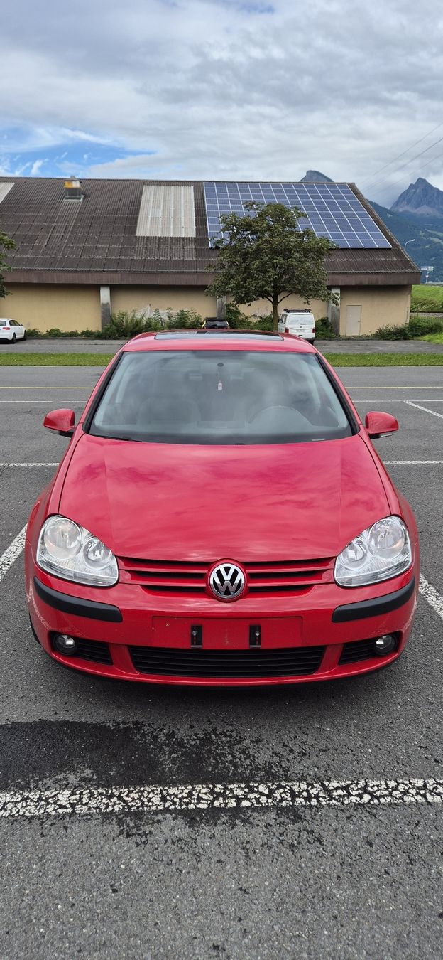 VW Autos: VW Golf 5, 1.9 TDI 4Motion, Rot – Gebraucht aus Bad Ragaz von and1one