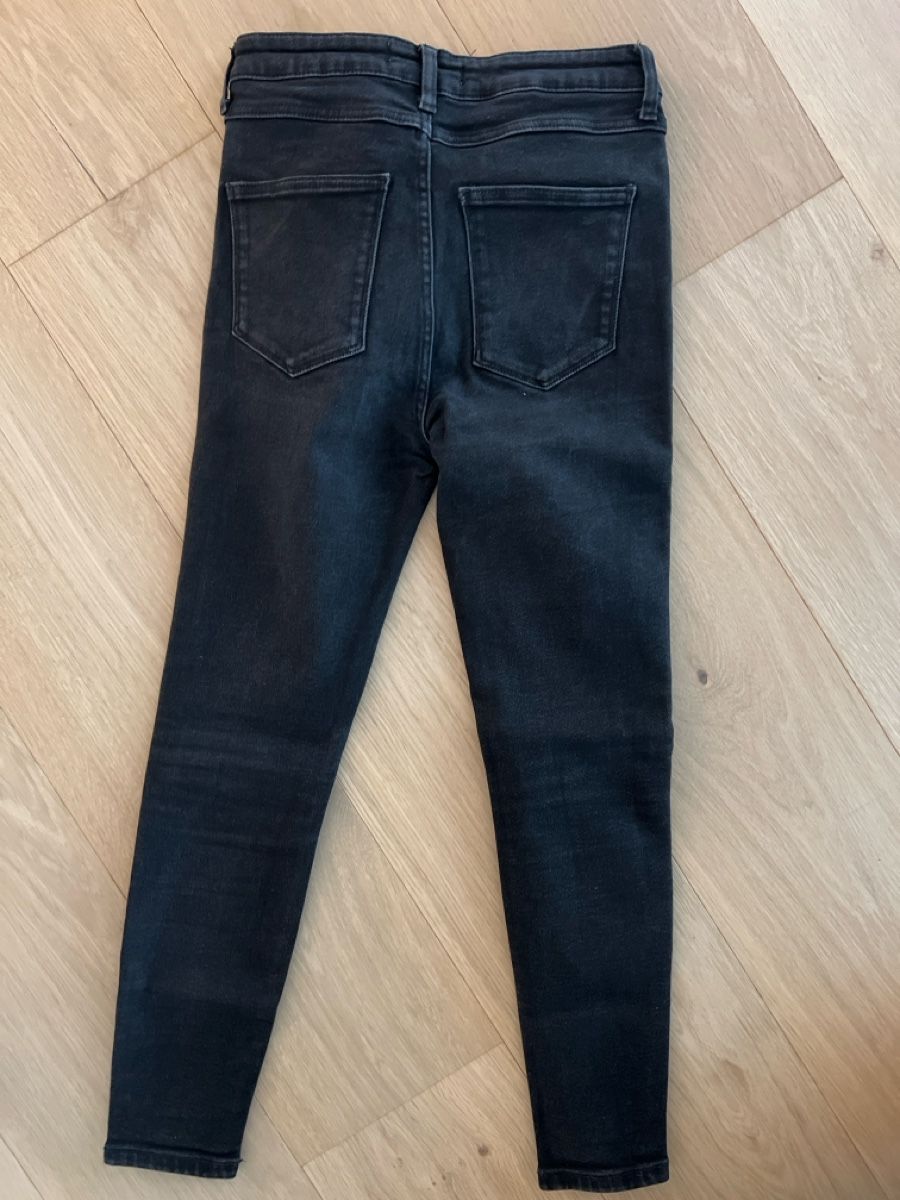 Zara Jeans: Zara Jeans Schwarz Grösse 48 – Usato da Rorschach venduto da zlatokosa85 2