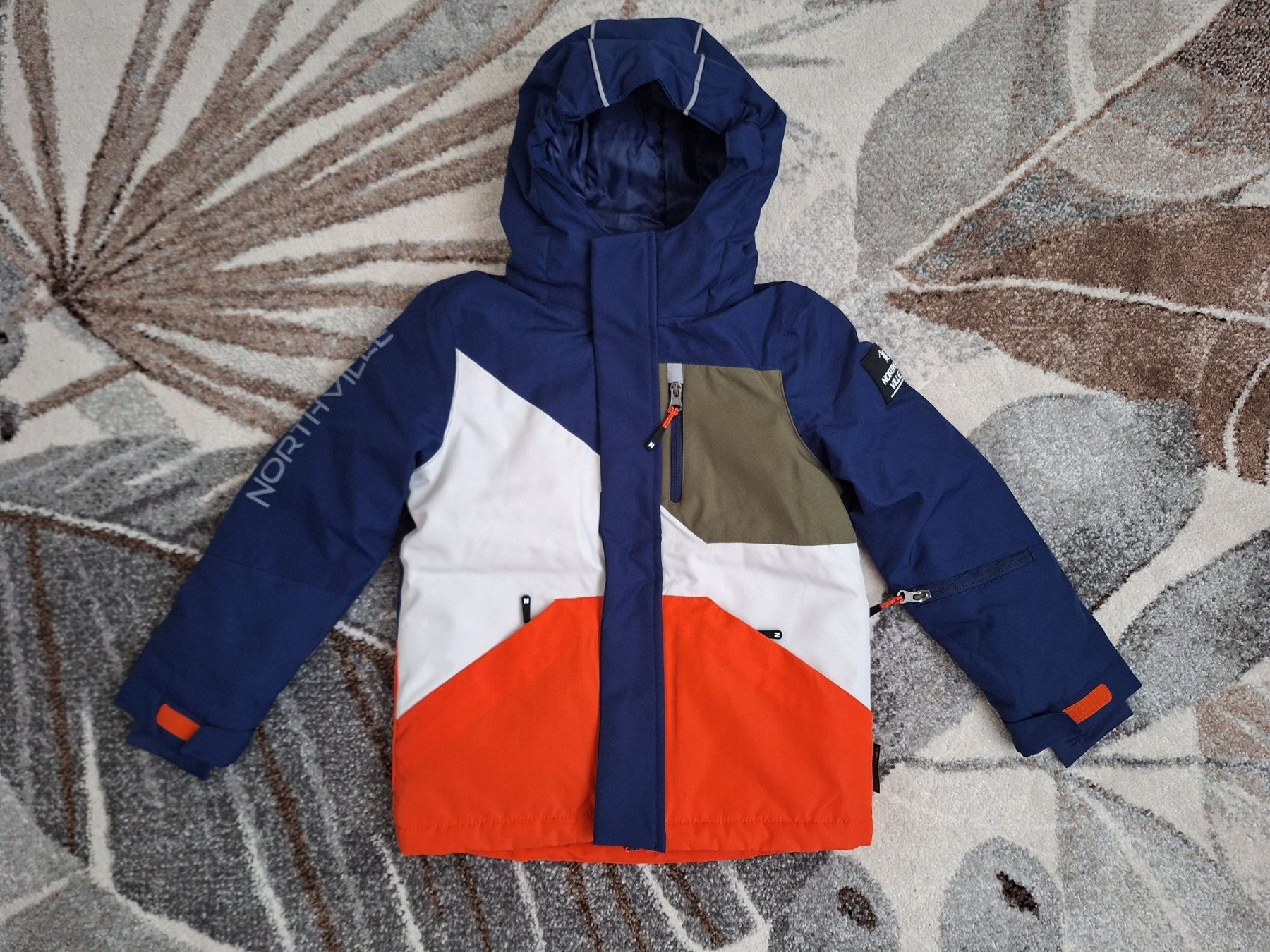 C&A Jacken & Mäntel: Ski-/Winterjacke - Gr. 128 / NEU – Neu und originalverpackt aus Luzern von Duga5