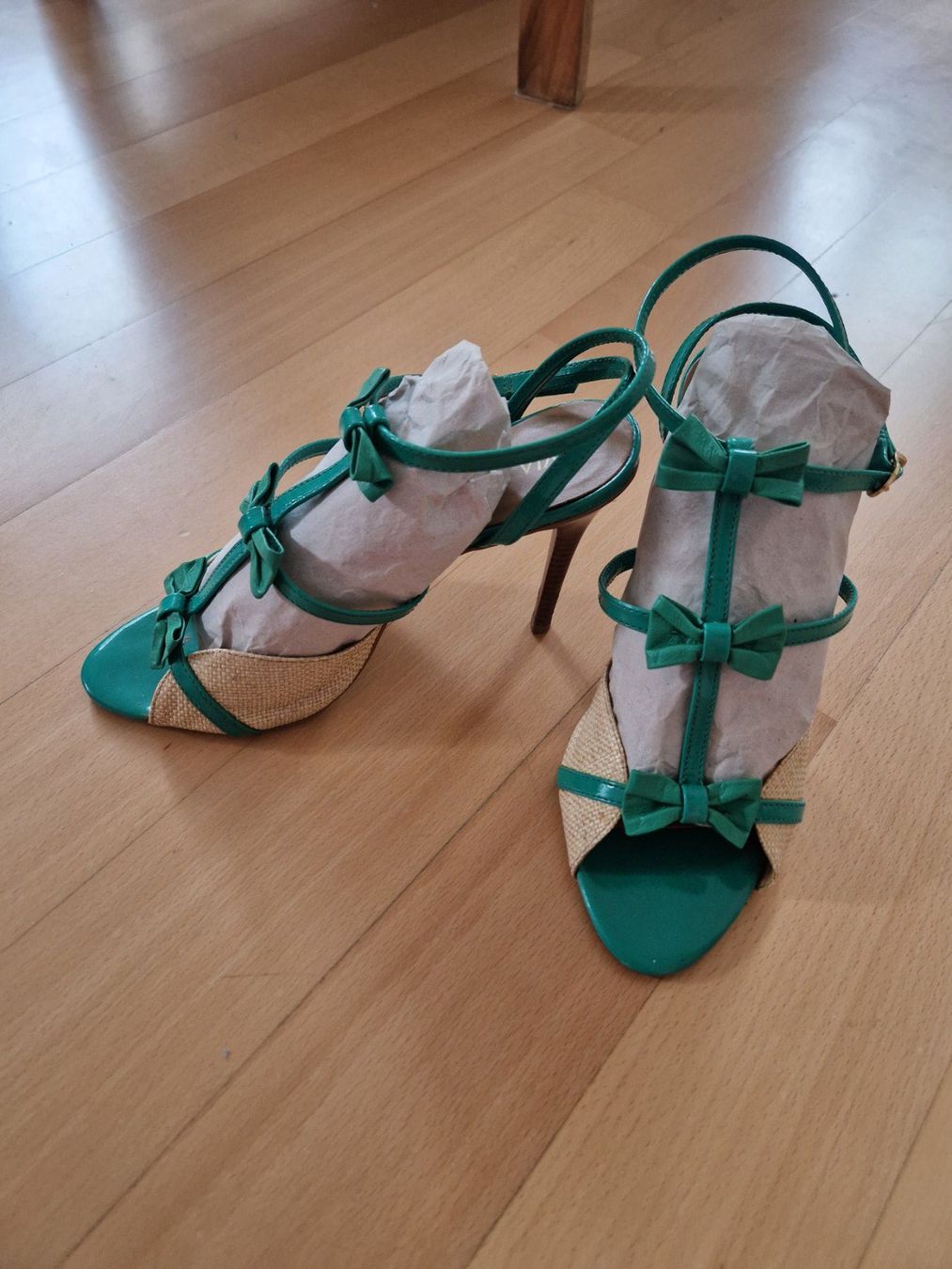 Scarpe da donna: Sandale – Usato da Zürich venduto da Ana_440