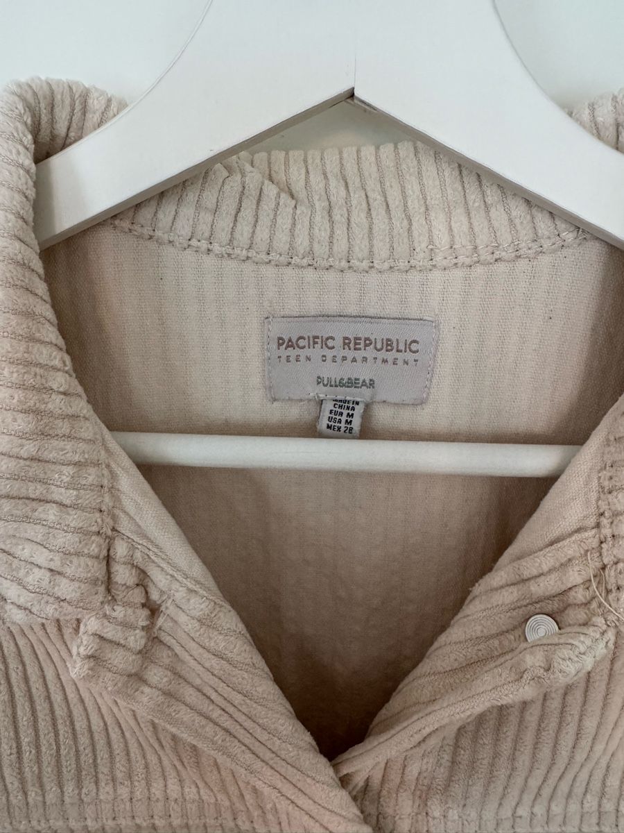 Pull&Bear Blusen: Hemd beige Kord – Gebraucht aus St. Gallen von BiancaL11 2