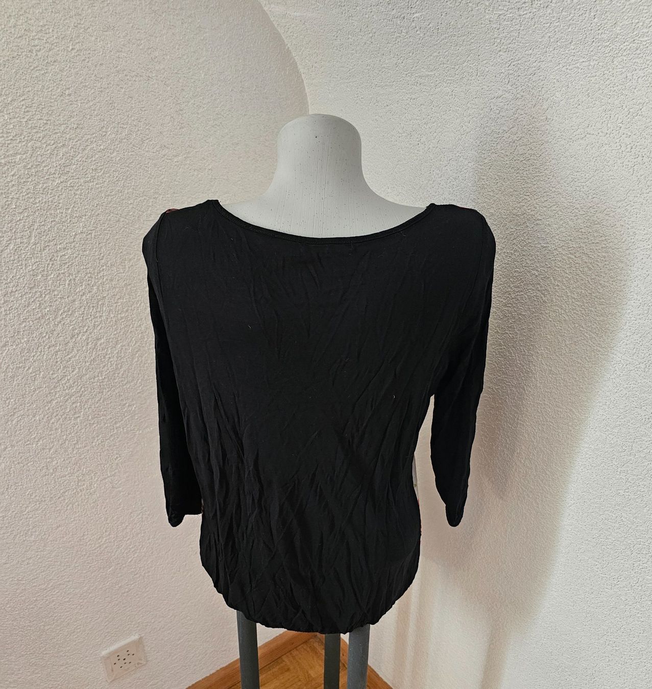 T-shirt: Blusen Shirt ZERO Gr. 34 floraler Print – Usato da Füllinsdorf venduto da Sunnebliemli7 1