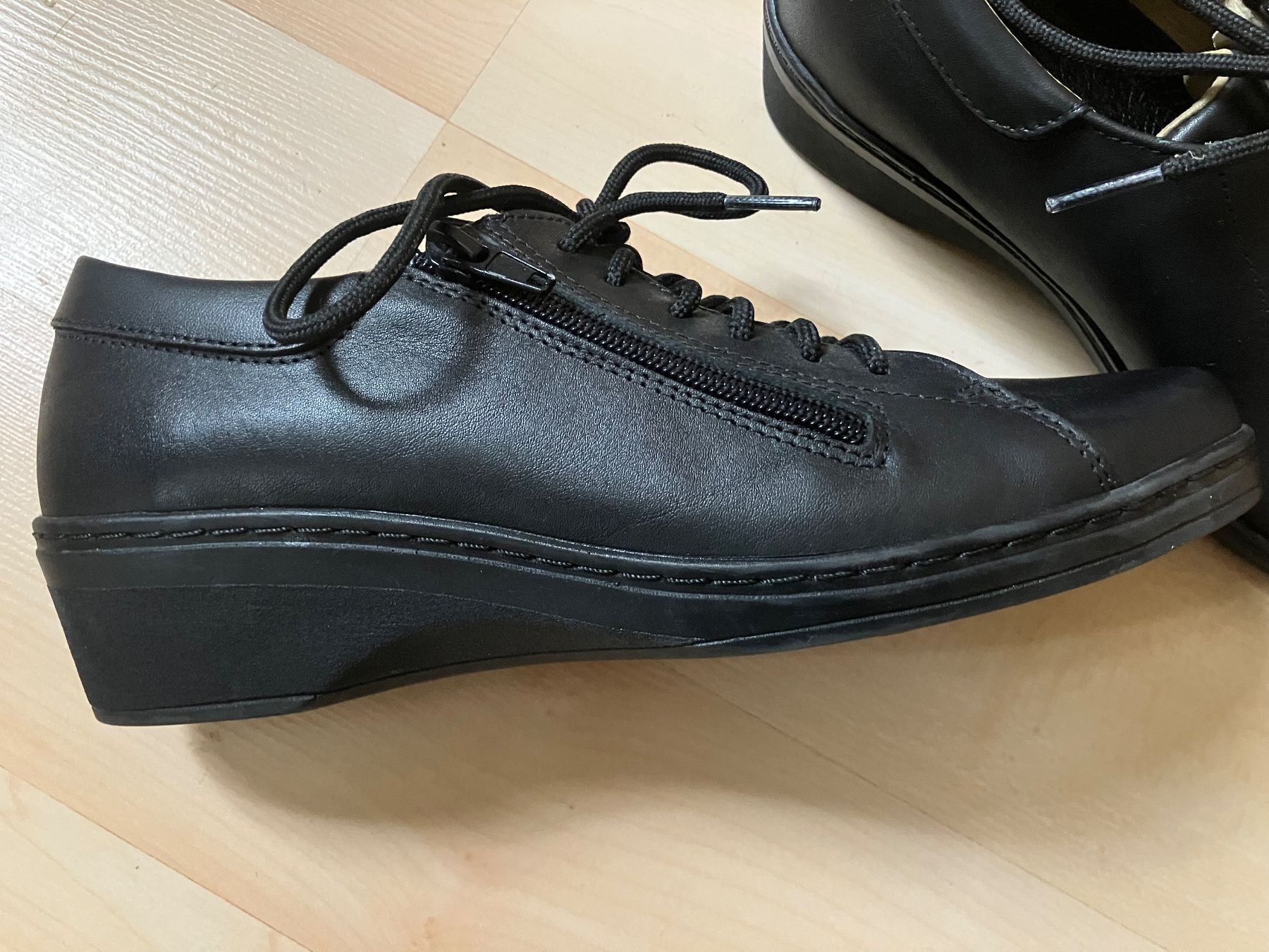 Chaussures femmes: Halbschuh Gr.37 neuwertig – Neuf (Voir description) à Tafers par Mwu 1