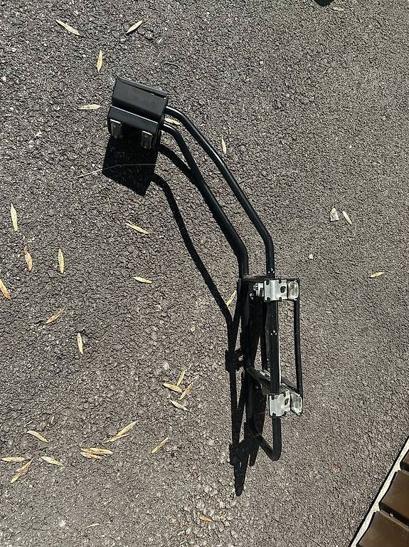 Pezzi di ricambio: Bobike support Porte-bébé sur le cadre – Usato da Lausanne venduto da int_2vrq 4