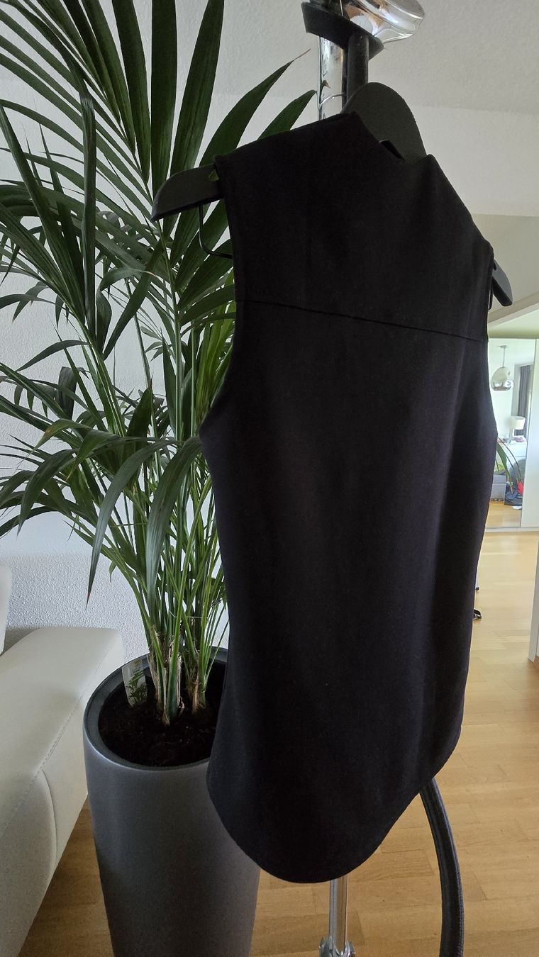Top: Victoria's Secret Black Top "S" – Usato da Zug venduto da zebbra192 3