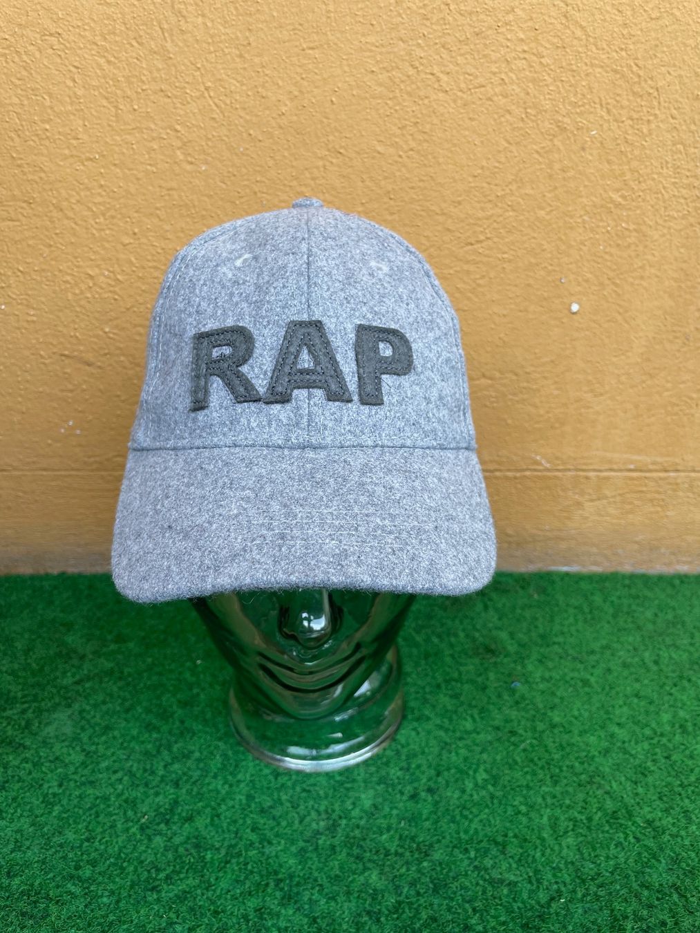 Copricapi, berretti & cappellini: 6 Panel cap Rap Wool Sz S – Usato da Zürich venduto da le_souk