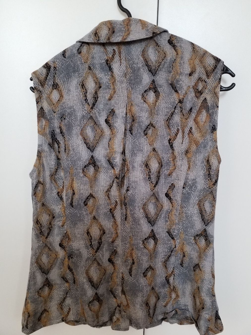 Lotti di vestiti: Set Skirt+Top – Usato da Luzern venduto da _Lobster_ 3