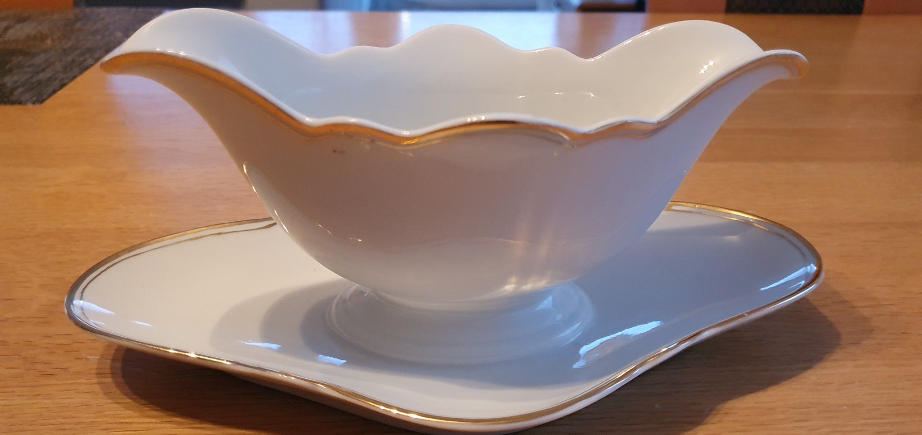 Ciotole: Saucière en porcelaine – Usato da Moutier venduto da mai_pq7w 1