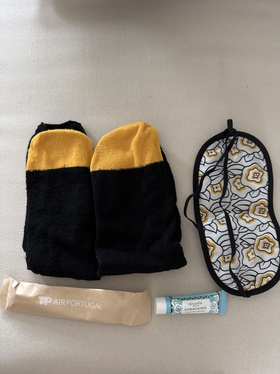 Custodie per cosmetici: TAP Air Amenity Kit – Nuovo e nell'imballaggio originale da Altendorf venduto da wqv_97 1