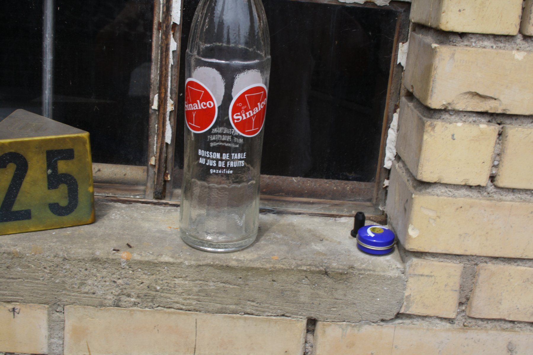 Sinalco Bottiglie: SINALCO FLASCHE – Usato da Wauwil venduto da Pneuedy 3