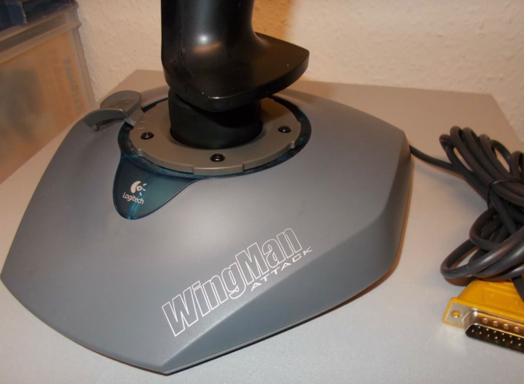Logitech Controller: Logitech WingMan Attack Joystick mit Adapter D-Sub USB-A.TOP – Gebraucht aus Düdingen von theschiavis 2