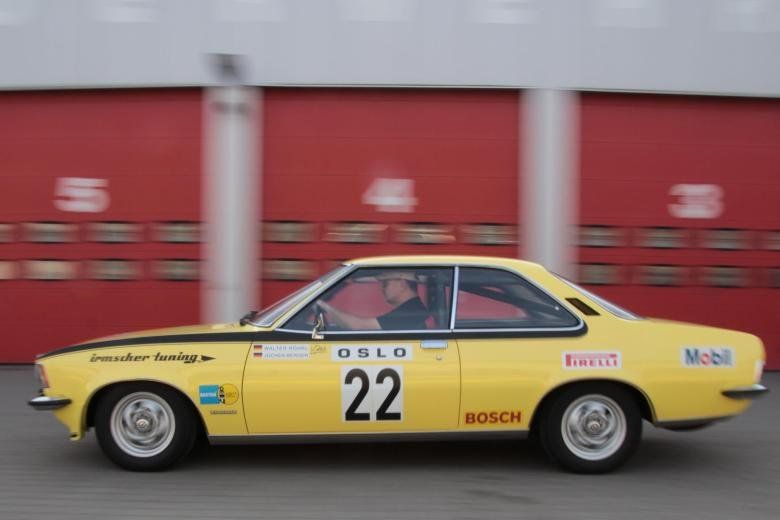 Opel Automobili: OPEL COMMODORE B GS/E COUPE – Usato da Avenches venduto da BOOTTRANSPORTE 1