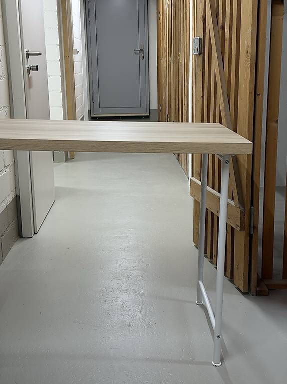 Piatti di portata: Tischplatte IKEA  – Nuovo e nell'imballaggio originale da Basel venduto da lis_x8h5
