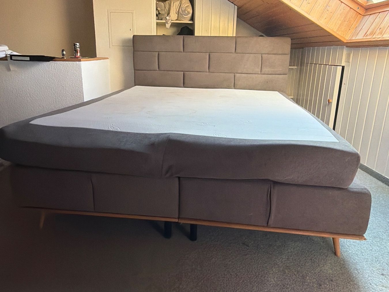 Betten: Boxspringbett gepolstert grau gebraucht – Gebraucht aus Wohlen AG von eduard.jung