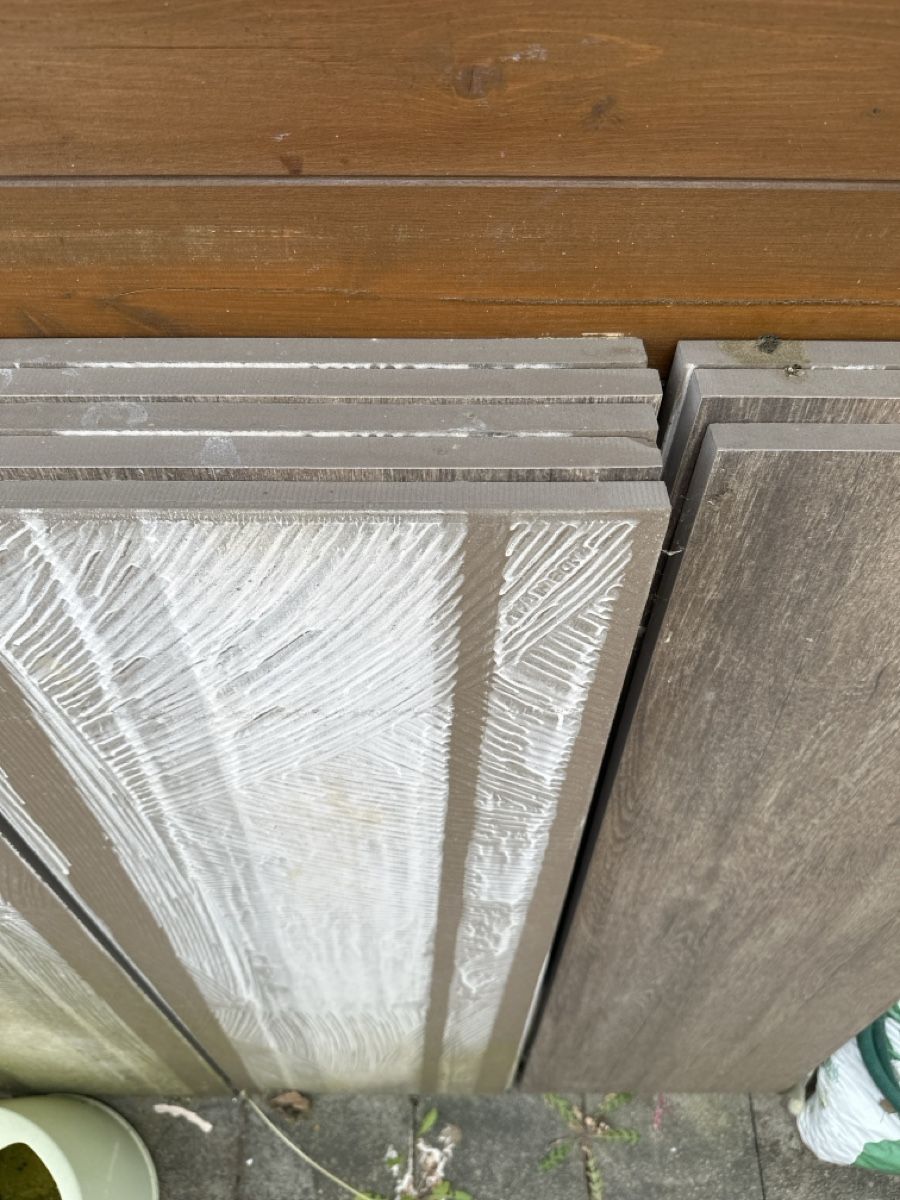 Rivestimenti per pavimenti: Feinsteinzeug-Platten in Holzoptik, Top Zustand, Aussen – Nuovo (secondo la descrizione) da Solothurn venduto da laidbackchilling 1
