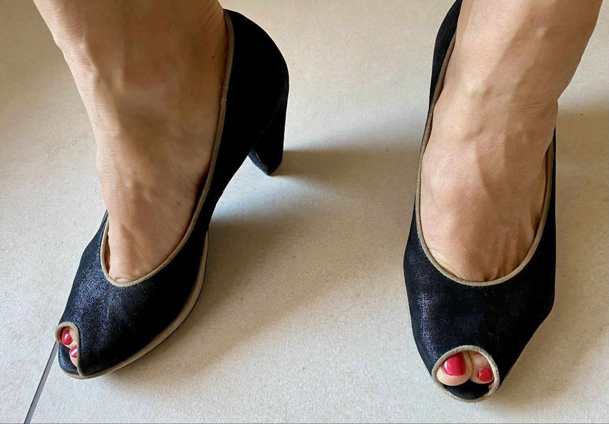 Scarpe da donna: Schuhe Damen PAS DE ROUGE – Usato da Eglisau venduto da Lara0 2