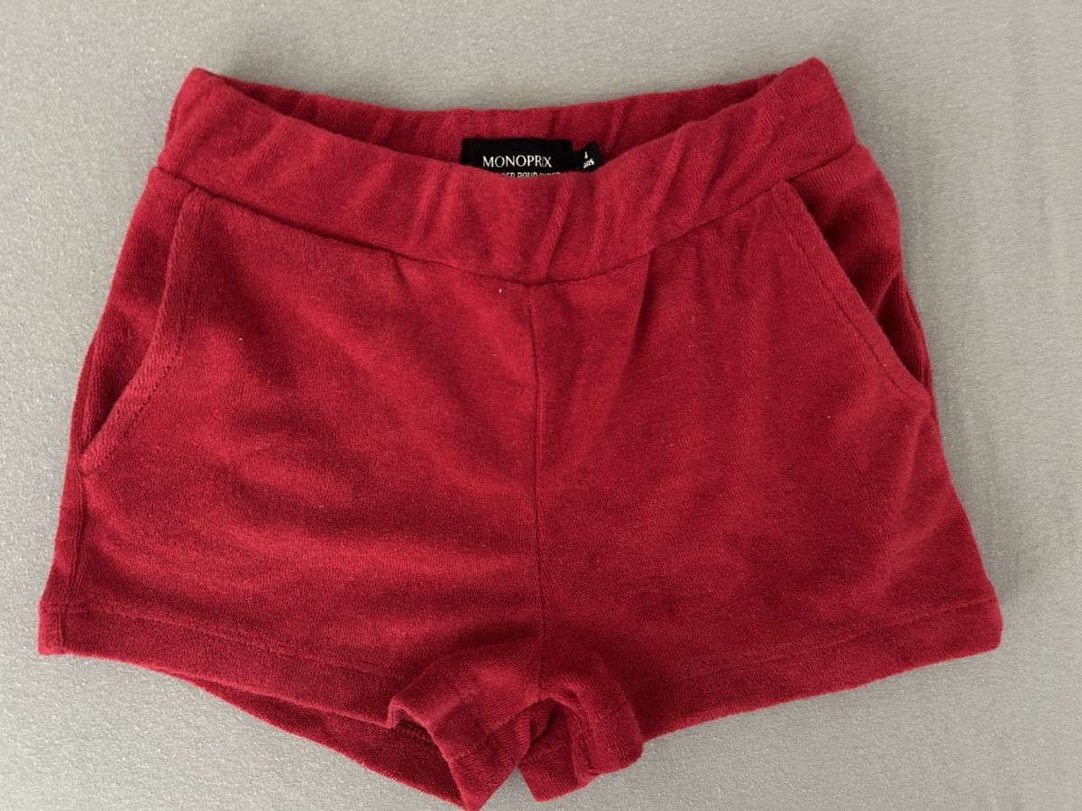 Pantaloni: Short tissu éponge taille 4 ans – Nuovo (secondo la descrizione) da Lausanne venduto da SaraSkjellaug
