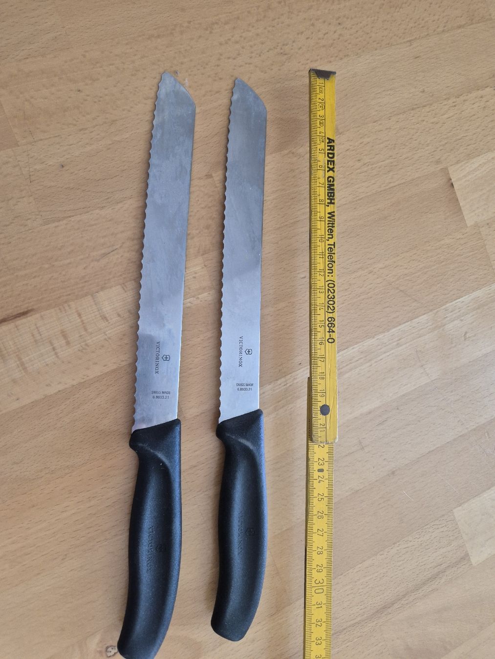 Victorinox Coltelli da cucina: 2 Victorinox Messer – Usato da Vilters venduto da Fleiflomi