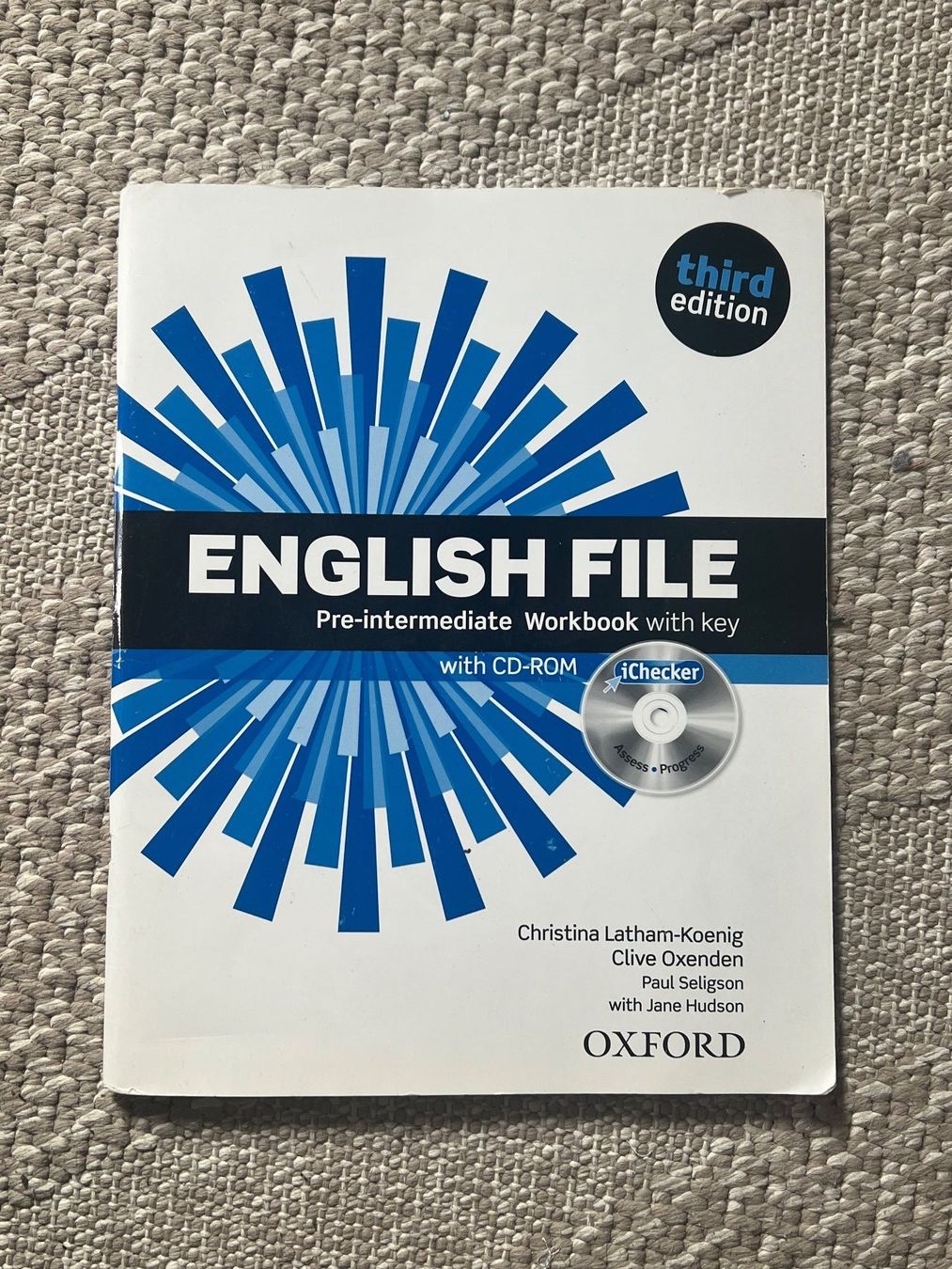 Livres: Workbook "English File" Pre-intermediate (Third Edition) – D'occasion à St-Blaise par Richy03