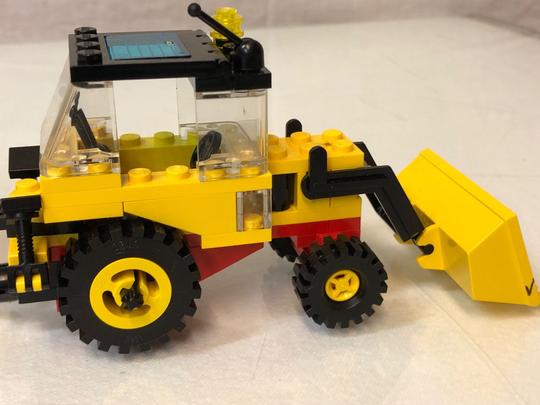 Lego Kit di costruzioni: LEGO 4543 - Tractor Flatbed 9V Eisenbahn Tieflader Waggon – Usato da Brunnen venduto da Allerwaren 7