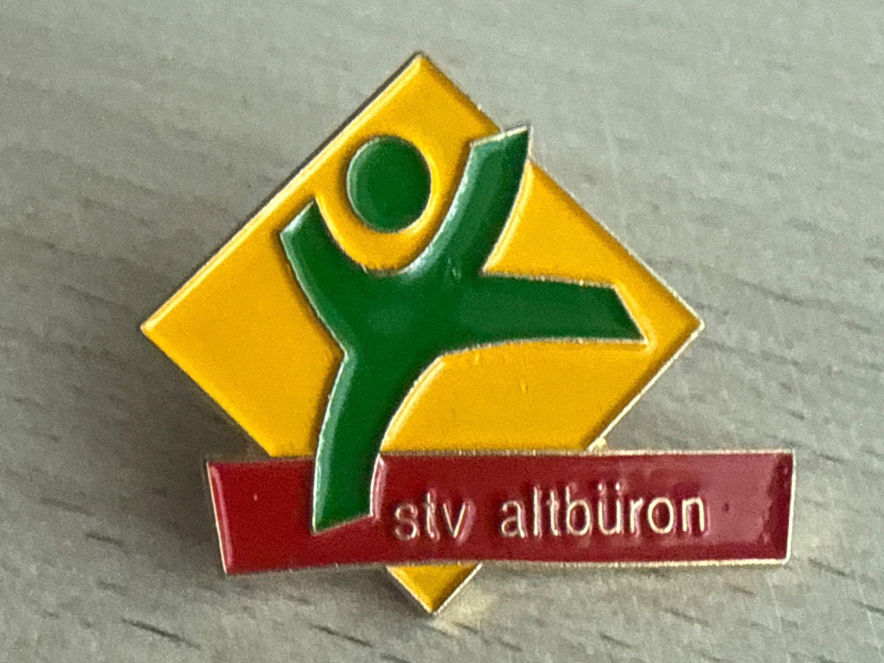 Plaketten & Abzeichen: Pin sTv Altbüron – Gebraucht aus Glattbrugg von Schweigmatt