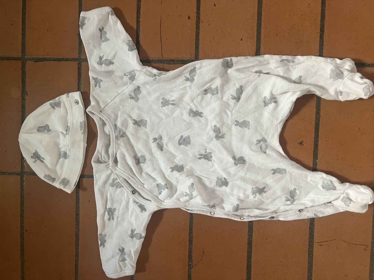 Petit Bateau Lotti & Set di vestiti: Petit bateau bunny pyjama set  – Nuovo (secondo la descrizione) da Zürich venduto da lin_fg66