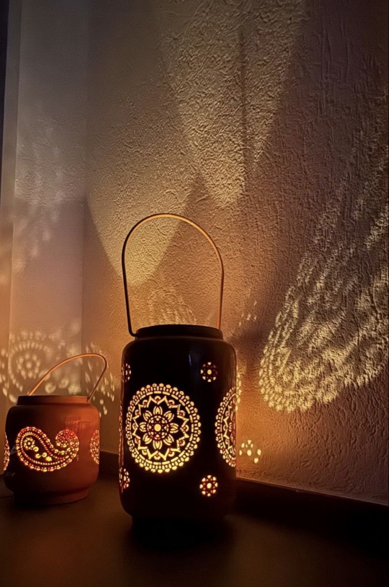 Lanterne: 2 dekorative Windlichter / Laternen - orientalisches Muster – Usato da Menziken venduto da sense83