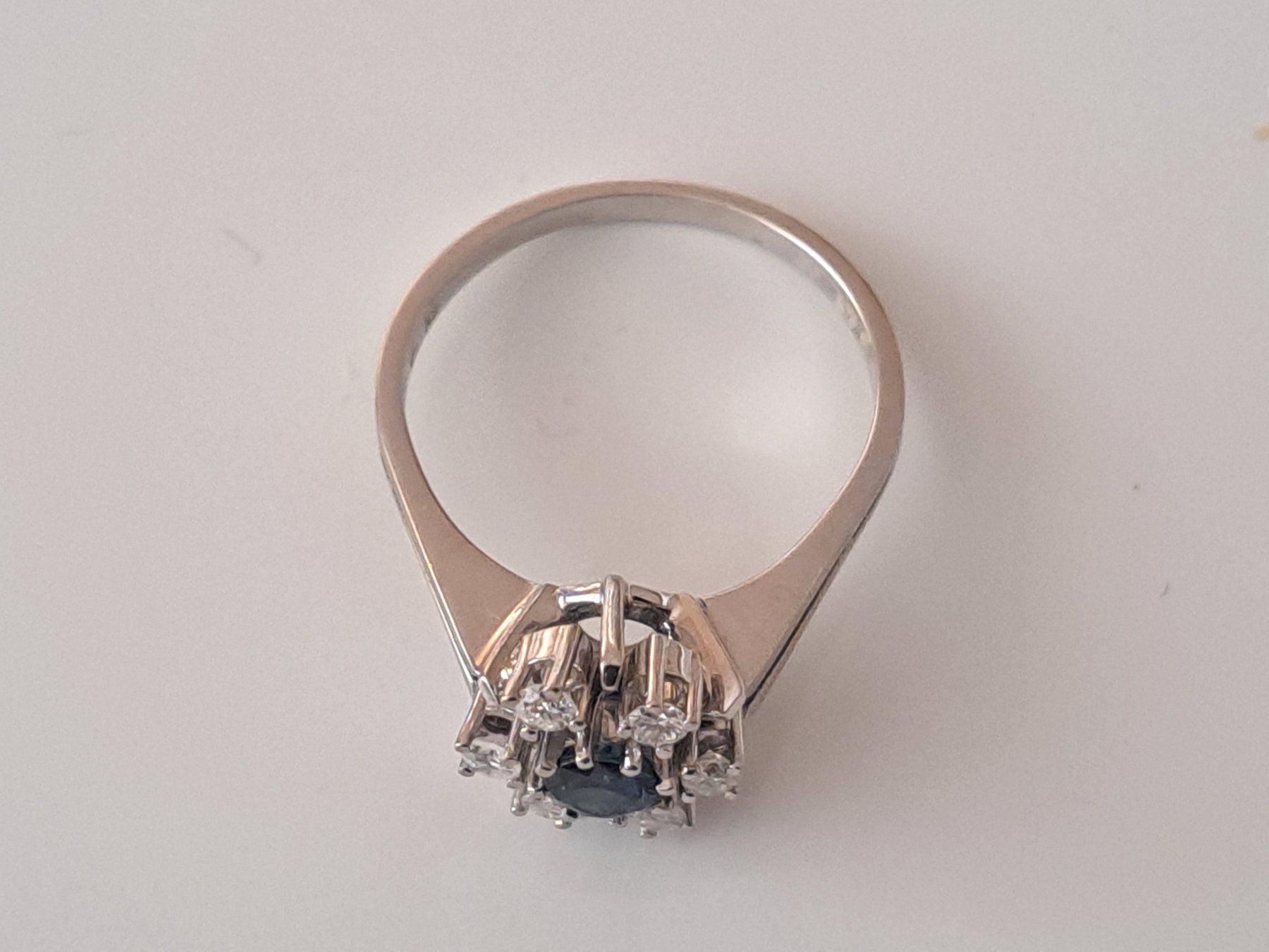 Ringe: Golld Ring mit Dunkles Sapfyr und Diamanten – Gebraucht aus Schaffhausen von meteor7 1