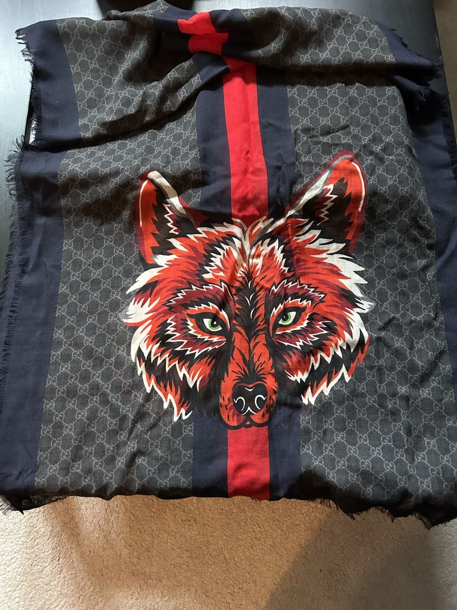 Gucci Foulards, Tücher & Schals: châle Gucci unisexe  – Gebraucht aus Commugny von Rot_s6pd