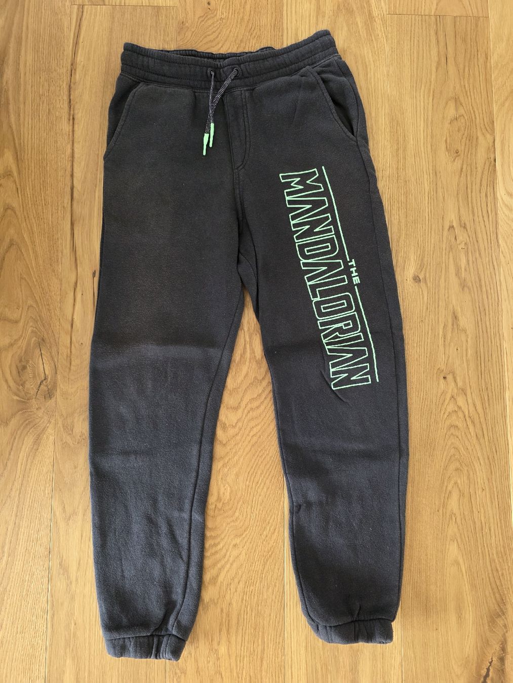 H&M Pantaloni: Trainerhose Gr. 152 Star Wars – Usato da Lengnau AG venduto da Mefari