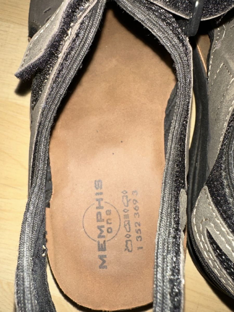Scarpe da uomo: Memphis One Herren Sandalen, Grau, Grösse 43 – Nuovo (secondo la descrizione) da Weinfelden venduto da kam_jxz5 3